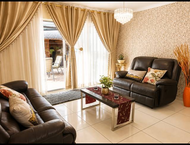 3 BEDROOM HOUSE FOR SALE IN ZWARTKOP